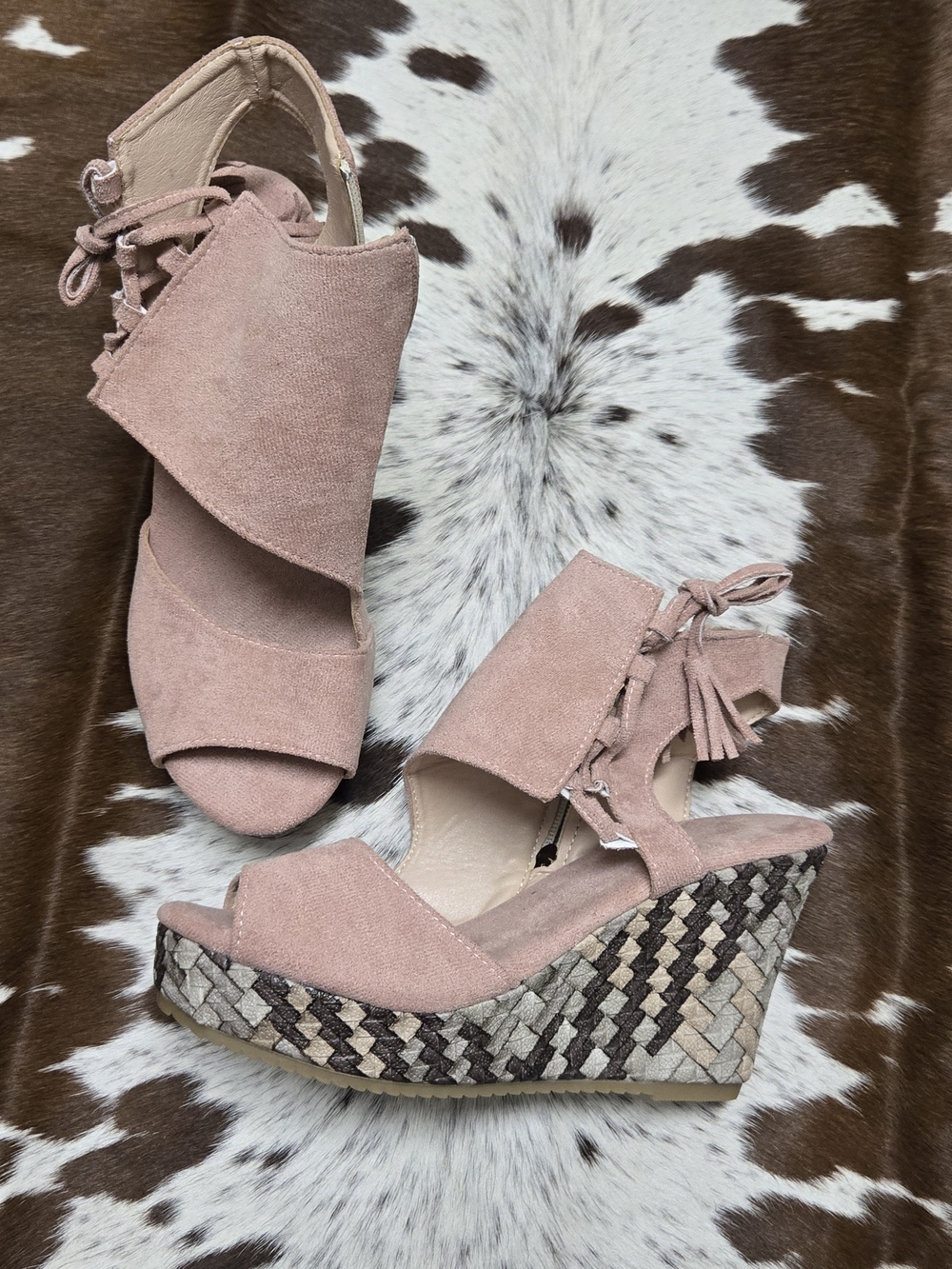 Womens Blush Suede Wedge Sandals - Stylish Open Toe